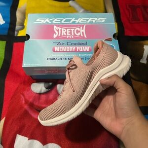 Skechers Stretch Fit “Light Pink”

SERIOUS INQUIRES ONLY
BOTS WILL BE REPORTED